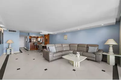 511  Bayshore Dr, Unit #904, Fort Lauderdale, FL 33304 - Photo 6