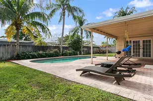 10430 NW 19th St, Pembroke Pines, FL 33026 - Photo 22