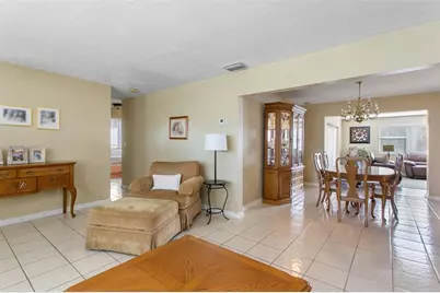 10430 NW 19th St, Pembroke Pines, FL 33026 - Photo 6