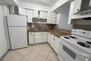 7701 SW 10th St, Pompano Beach, FL 33068 - Photo 2