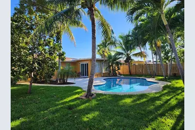 765 E Dayton Cir, Fort Lauderdale, FL 33312 - Photo 1