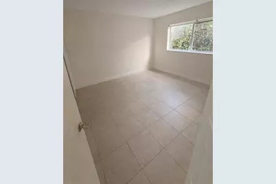 7910  Taft St, Unit #109, Pembroke Pines, FL 33024 - Photo 8