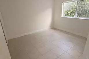 7910 Taft St, Pembroke Pines, FL 33024 - Photo 8