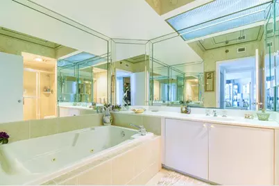 20185 E Country Club Dr, Unit #1709, Miami, FL 33180 - Photo 26