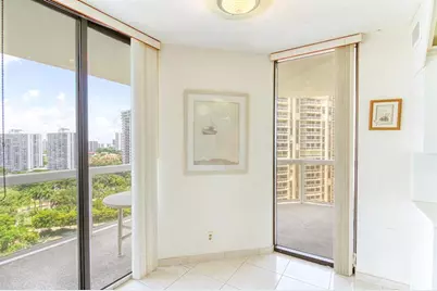 20185 E Country Club Dr, Unit #1709, Miami, FL 33180 - Photo 16
