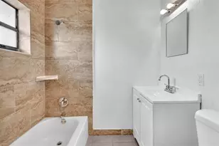 5748 NW 27th Ct, Fort Lauderdale, FL 33313 - Photo 12