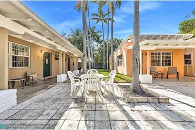 805 NE 17th Ave, Unit #3, Fort Lauderdale, FL 33304 - Photo 2