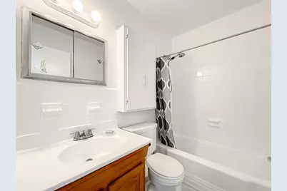 815 SW 10th Ter, Unit #18V, Hallandale Beach, FL 33009 - Photo 14