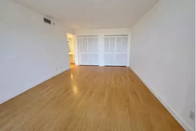 3980  Oaks Clubhouse Dr, Unit #405, Pompano Beach, FL 33069 - Photo 6