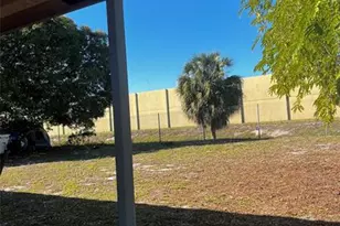 1541 NW 7th Ln, Pompano Beach, FL 33060 - Photo 2