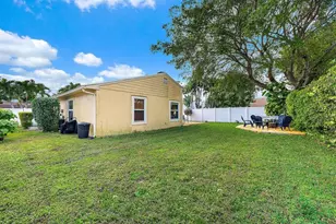 8443 Garden Gate Pl, Boca Raton, FL 33433 - Photo 24