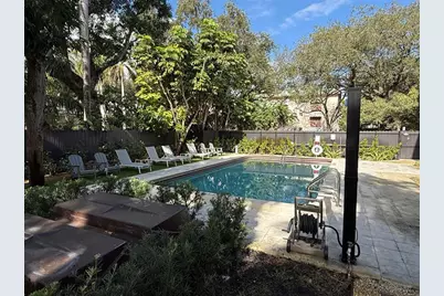 2000  Jefferson St, Unit #18, Hollywood, FL 33020 - Photo 2