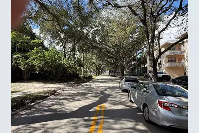 2000  Jefferson St, Unit #18, Hollywood, FL 33020 - Photo 18