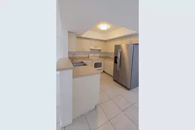 3640 N 56th Ave, Unit #412, Hollywood, FL 33021 - Photo 2