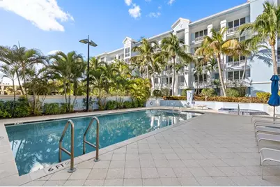 701 SE 21st Ave, Unit #304, Deerfield Beach, FL 33441 - Photo 24