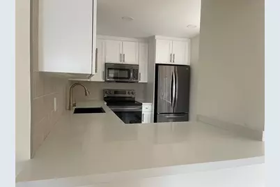 9471  Evergreen Pl, Unit #301, Davie, FL 33324 - Photo 10