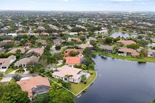 10203 NW 50th Pl, Coral Springs, FL 33076 - Photo 24