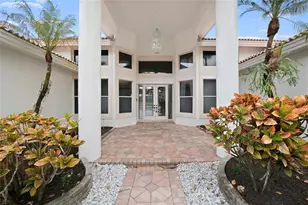 10203 NW 50th Pl, Coral Springs, FL 33076 - Photo 2