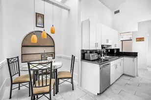 22710 Meridiana Dr, Boca Raton, FL 33433 - Photo 8