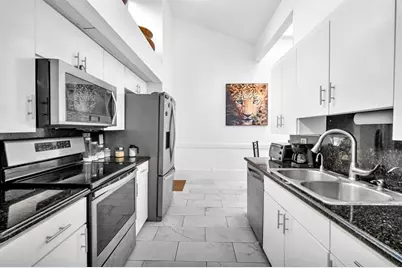 22710  Meridiana Dr, Boca Raton, FL 33433 - Photo 10