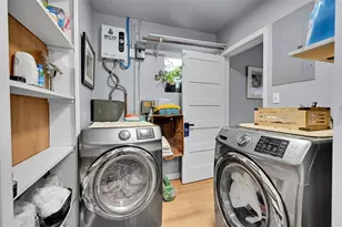 111 NE 46th St, Oakland Park, FL 33334 - Photo 26