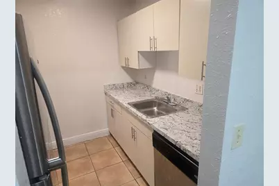 2436 NW 39th Way, Lauderdale Lakes, FL 33311 - Photo 8