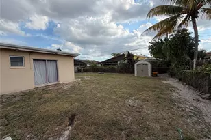5814 Elder Dr, West Palm Beach, FL 33415 - Photo 22