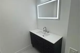 761 E Coco Plum Cir, Plantation, FL 33324 - Photo 10