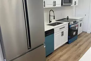 761 E Coco Plum Cir, Plantation, FL 33324 - Photo 4