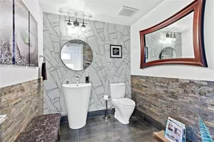 704 N Ocean Blvd, Pompano Beach, FL 33062 - Photo 38