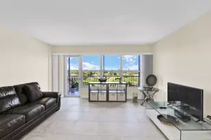 10777 W Sample Rd, Coral Springs, FL 33065 - Photo 26