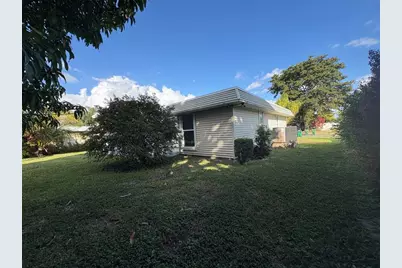 6303 NW 73rd Ave, Tamarac, FL 33321 - Photo 2