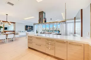 17301 Biscayne Blvd, North Miami Beach, FL 33160 - Photo 18