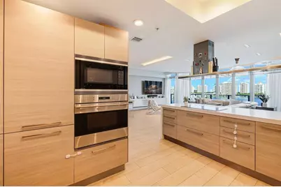 17301  Biscayne Blvd, Unit #1011, North Miami Beach, FL 33160 - Photo 20