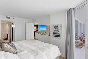 7601 E Treasure Dr, North Bay Village, FL 33141 - Photo 14