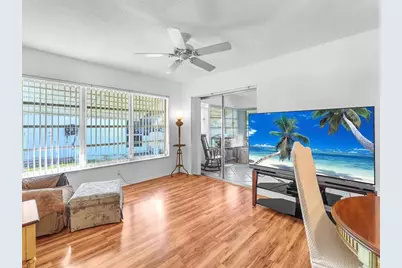 5702 NW 84th Ave, Tamarac, FL 33321 - Photo 10