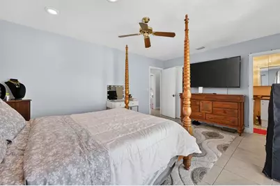 401 NW 39th St, Deerfield Beach, FL 33064 - Photo 22