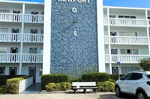 1001 Newport G, Deerfield Beach, FL 33442 - Photo 2