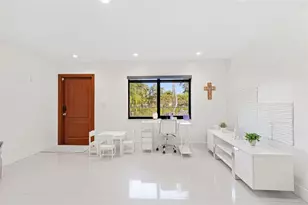 14000 SW 20th St, Davie, FL 33325 - Photo 6