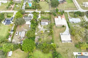 14000 SW 20th St, Davie, FL 33325 - Photo 44