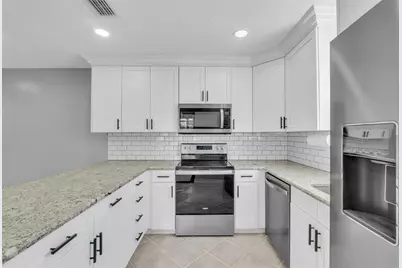 2675 NW 99th Ave, Coral Springs, FL 33065 - Photo 14