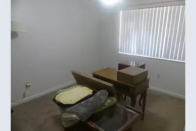 10657 W Clairmont Cir, Unit #306, Tamarac, FL 33321 - Photo 12