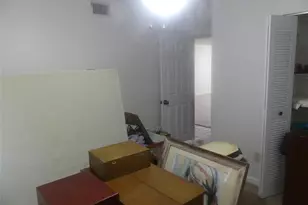 10657 W Clairmont Cir, Tamarac, FL 33321 - Photo 10