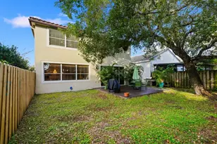 10830 Limeberry Dr, Cooper City, FL 33026 - Photo 28