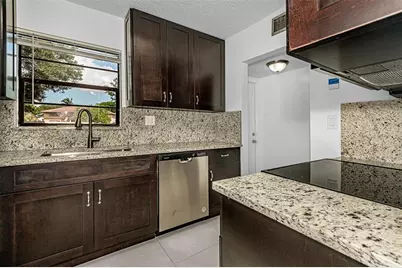 11430 NW 45th St, Coral Springs, FL 33065 - Photo 24