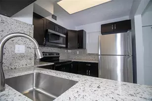 11430 NW 45th St, Coral Springs, FL 33065 - Photo 6