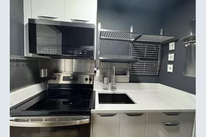 299 SW 7th St, Unit #207, Boca Raton, FL 33432 - Photo 6