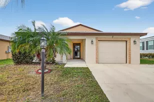 5 Flamenco Way, Port Saint Lucie, FL 34952 - Photo 1