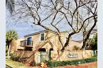 10525 SW 153rd Ct, Unit #4, Miami, FL 33196 - Photo 2