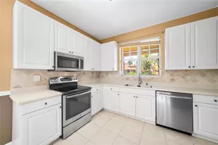 5772 NW 119th Dr, Coral Springs, FL 33076 - Photo 10